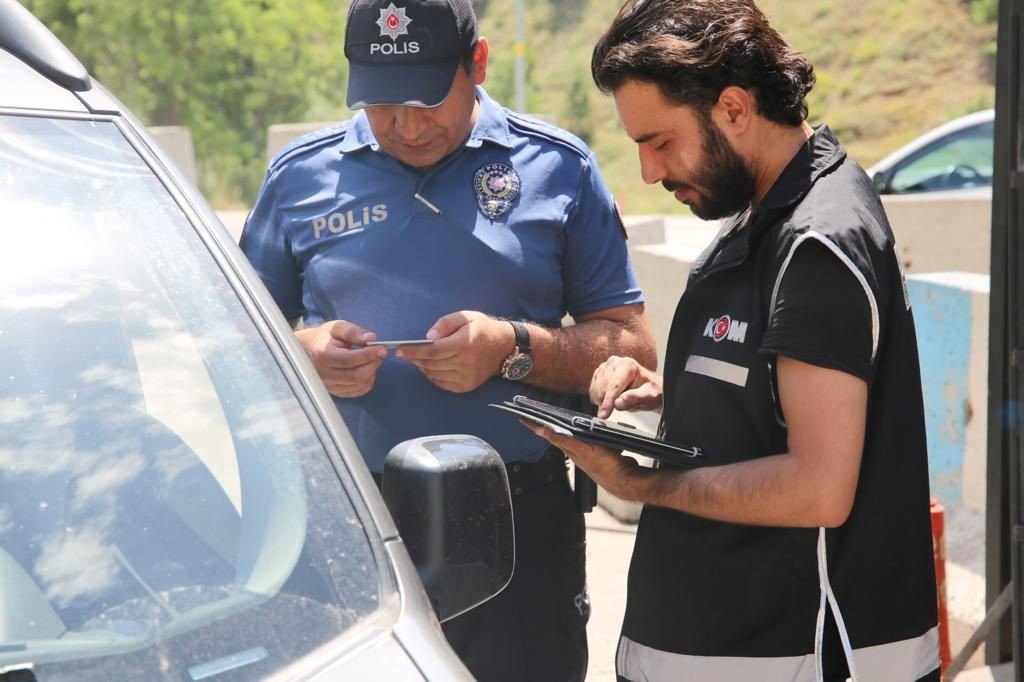 Ülke genelinde düzensiz göç uygulaması: 440 şahsa idari yaptırım uygulandı