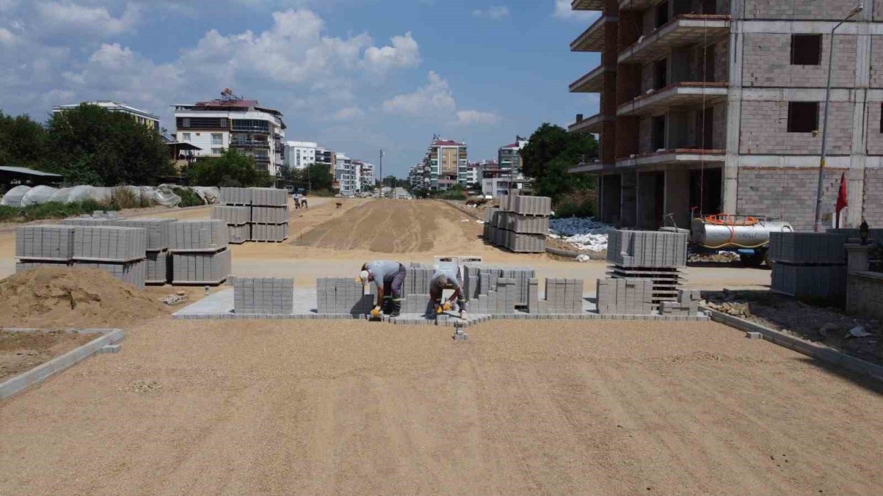 Yeşil Mahalle’de sokak çalışması devam ediyor