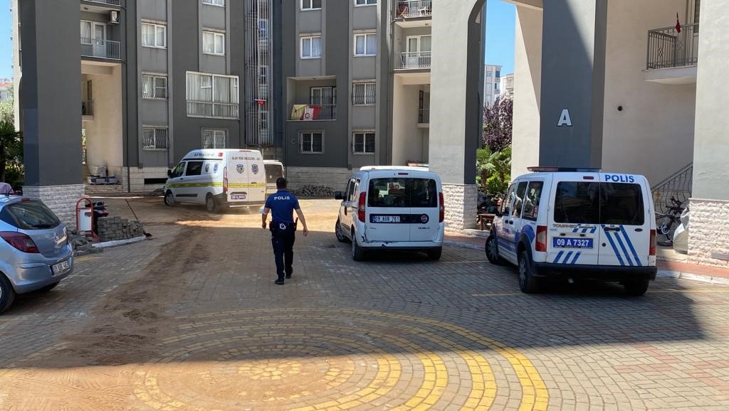 Haber alınamayan adam ölü bulundu