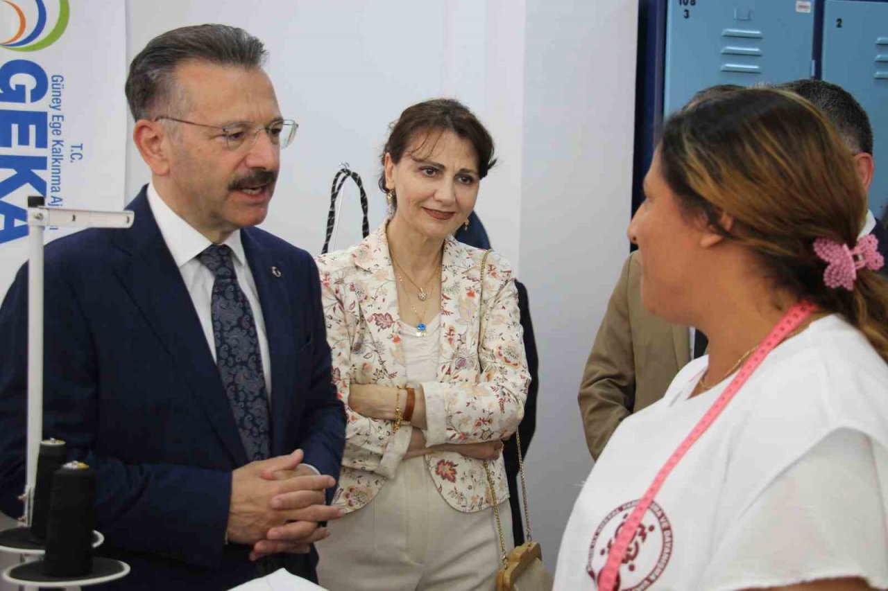 Aydın’da Roman kadınlara yönelik el sanatları atölyesi açıldı