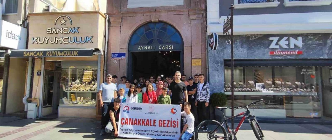 Depremzede öğrenciler, Çanakkale gezisinden döndü