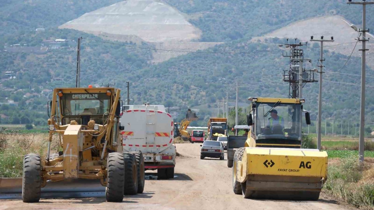 Büyükşehir Aydın’ın yollarını yenilemeye devam ediyor
