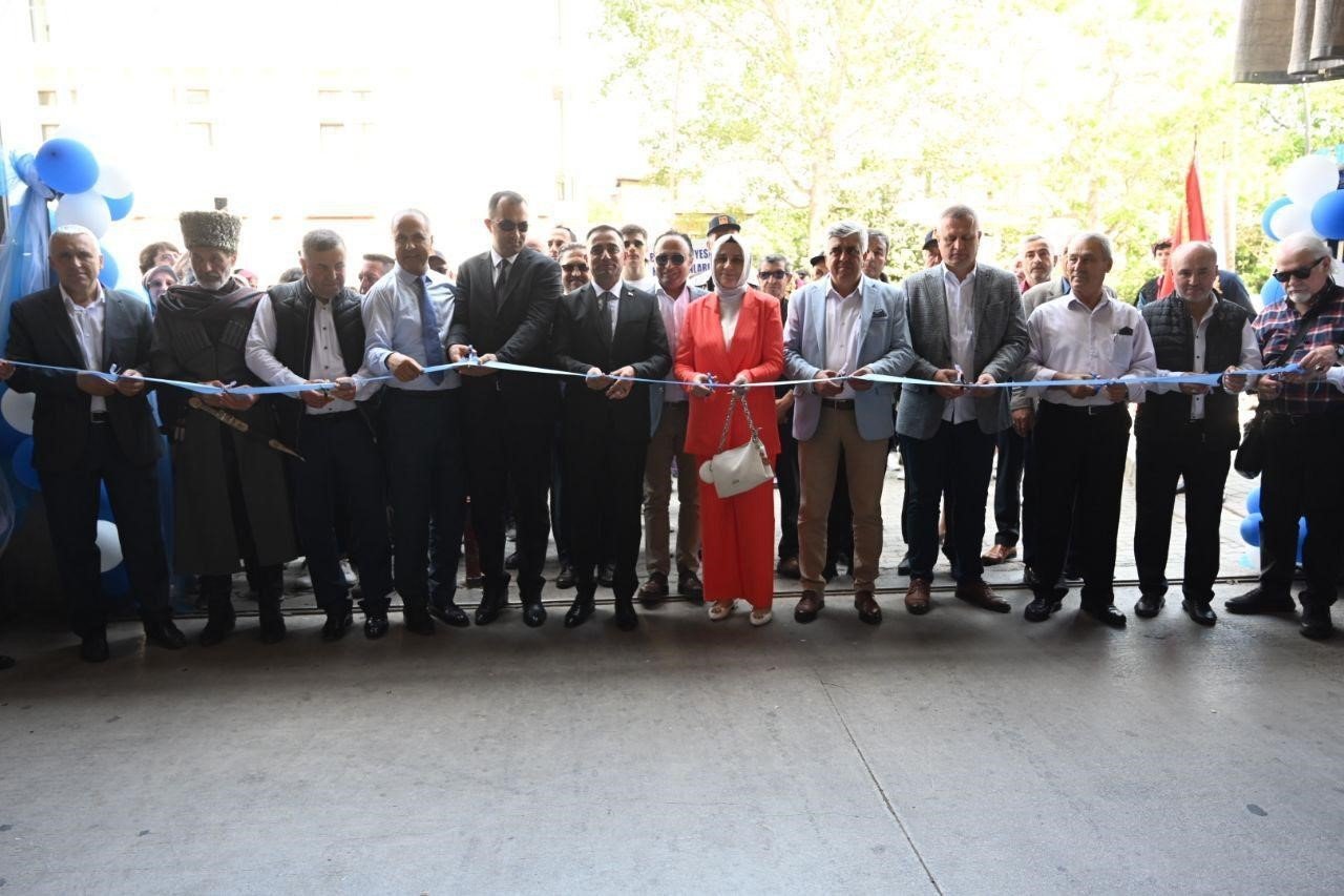 Biga Alışveriş ve Kültür Festivali yoğun ilgi gördü