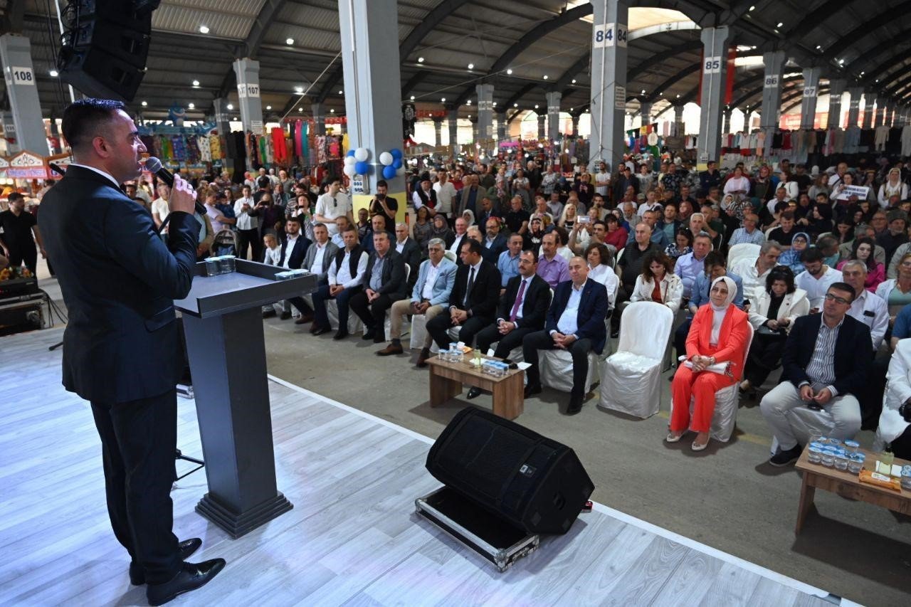 Biga Alışveriş ve Kültür Festivali yoğun ilgi gördü