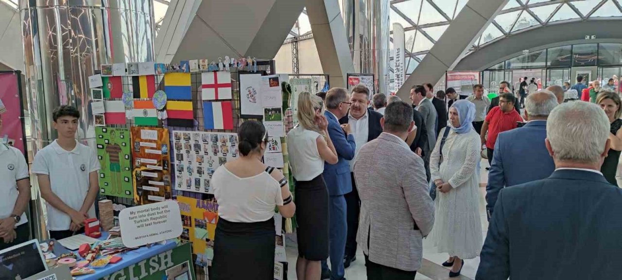 DOSTEK, Denizli için üretmeye devam ediyor