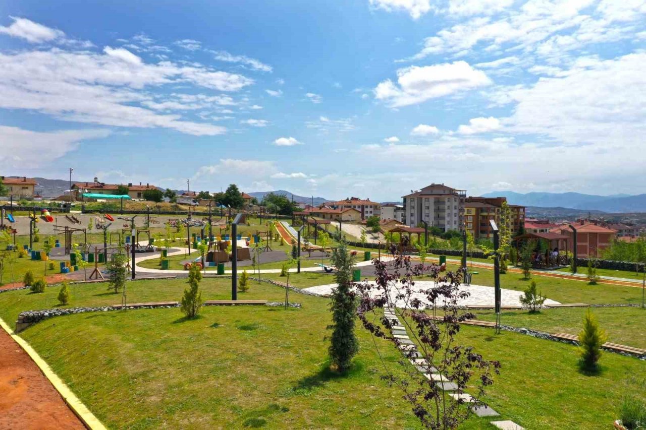 Elazığ’da Geri Dönüşüm Parkı hizmete girdi