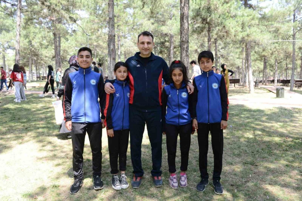 Elazığ’da spor ve kitap okuma etkinliği yapıldı