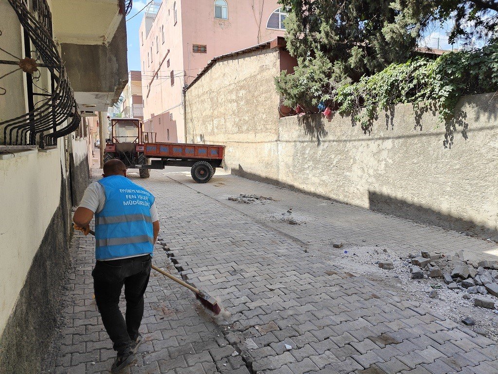 Eyyübiye’de sokaklar yenileniyor