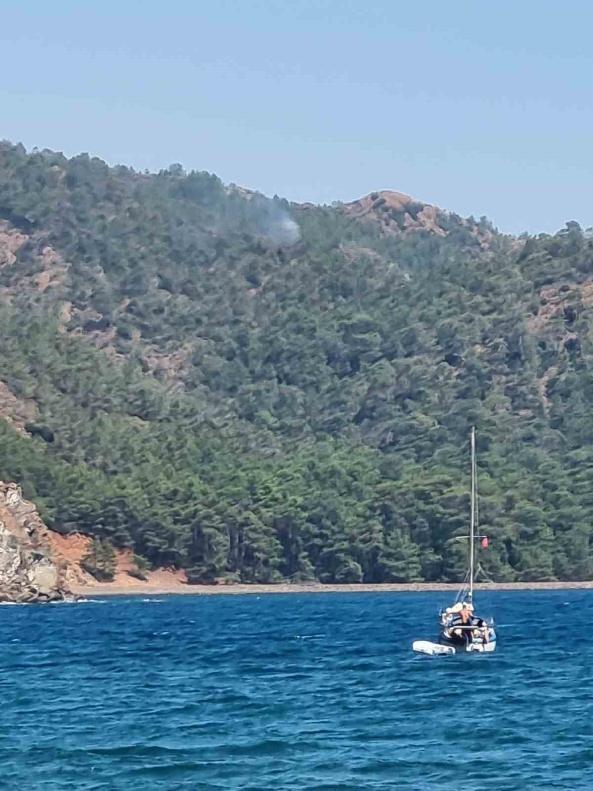 Fethiye İnlice Koyu’nda çıkan orman yangını söndürüldü