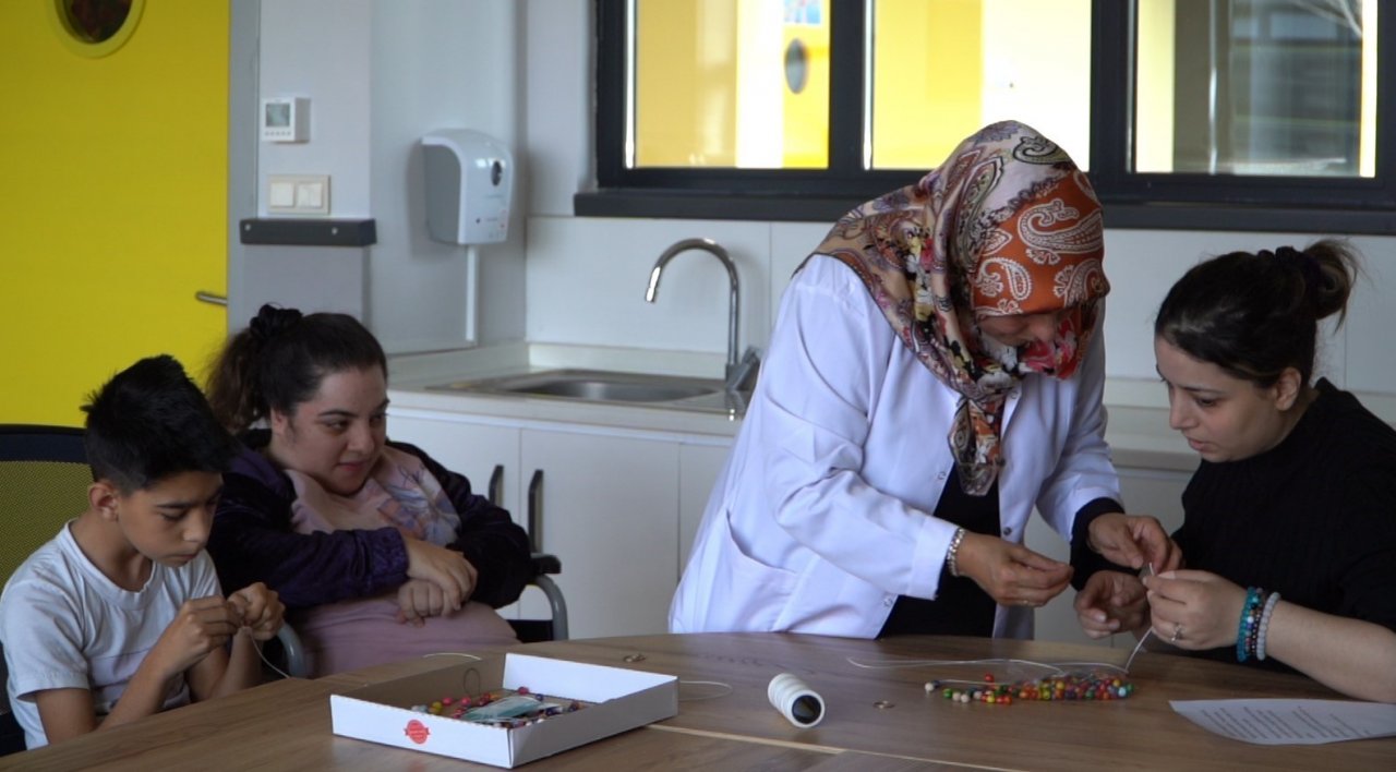 Engelleri ortadan kaldıran büyükşehir, Gönül Atölyesi’nde sevgi üretiyor