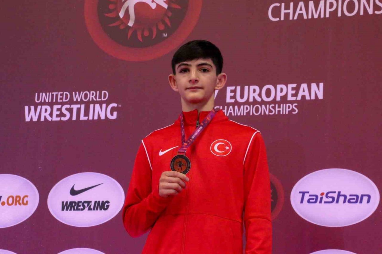 Milaslı güreşçi Avrupa üçüncüsü oldu