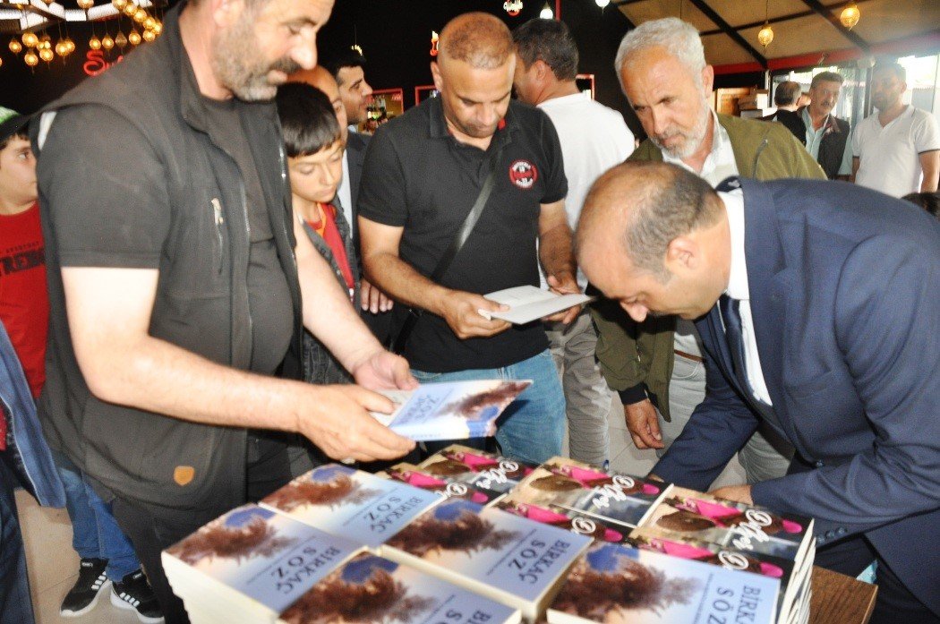 Bulanık’ta “Birkaç Söz ve Dilber” isimli kitapların tanıtımı yapıldı