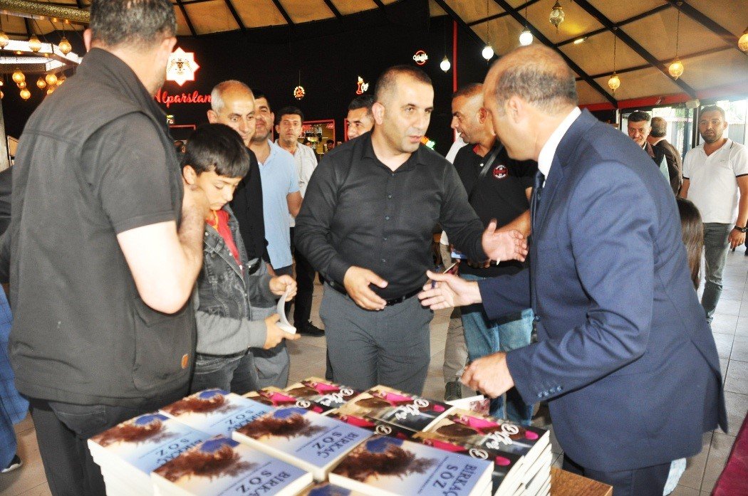 Bulanık’ta “Birkaç Söz ve Dilber” isimli kitapların tanıtımı yapıldı