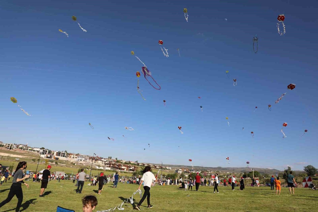 Talas’ta babalar günü uçurtma şenliğiyle kutlanacak