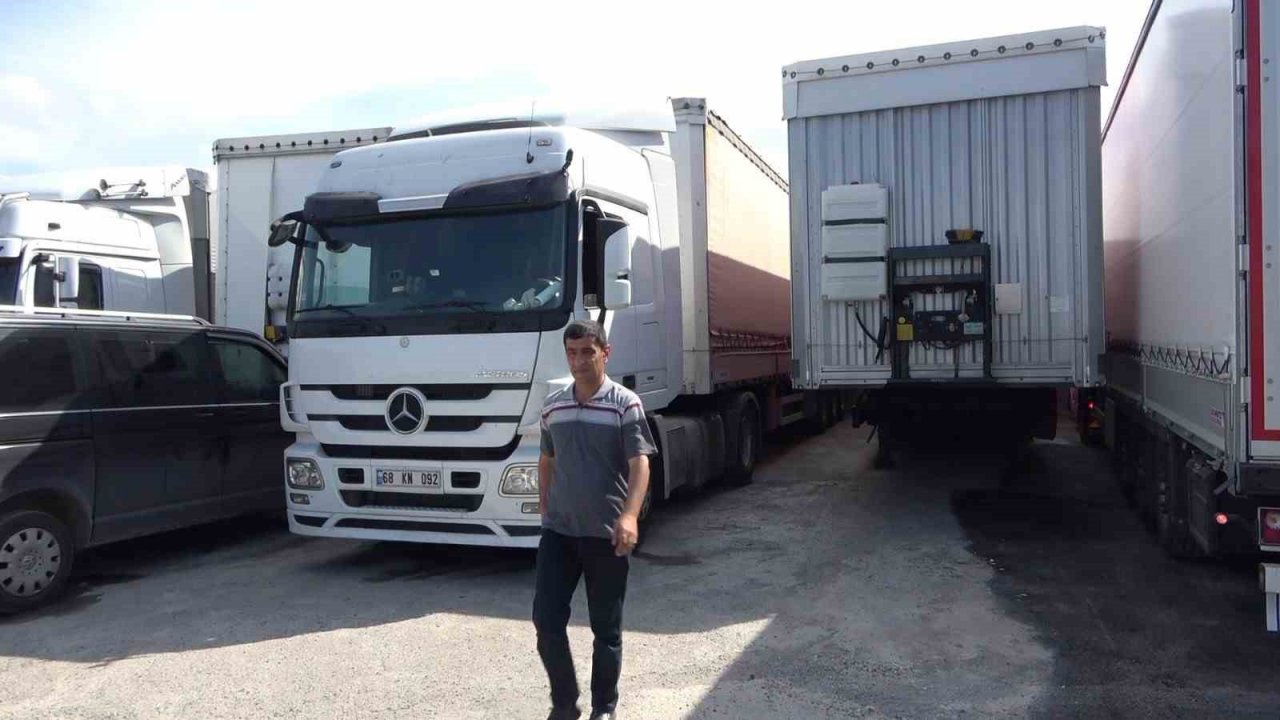 Bulgaristan’ın ’Schengen vizesi’ uygulaması tır şoförlerini isyan ettirdi