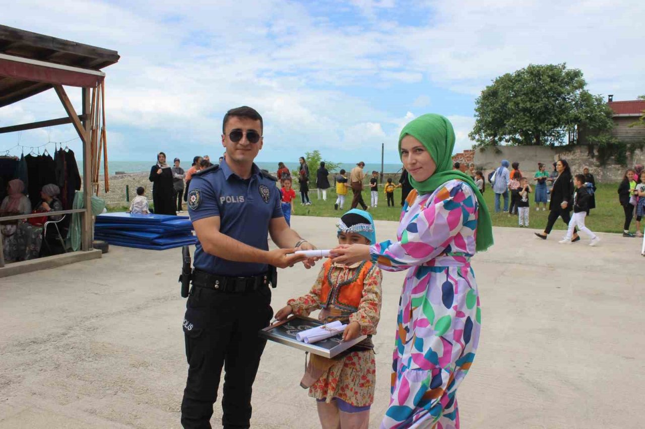 Türkeli’de yıl sonu sergisi