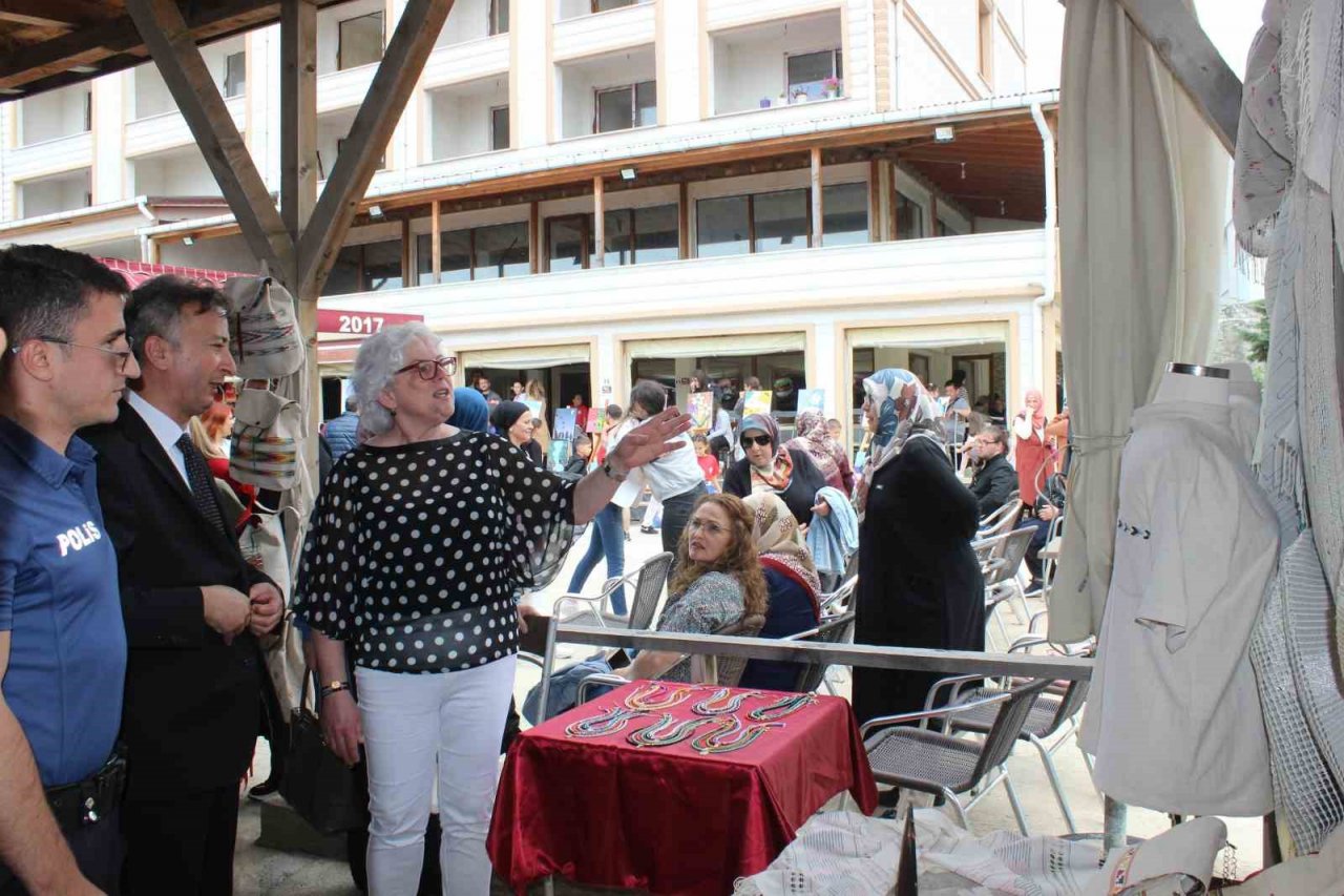 Türkeli’de yıl sonu sergisi