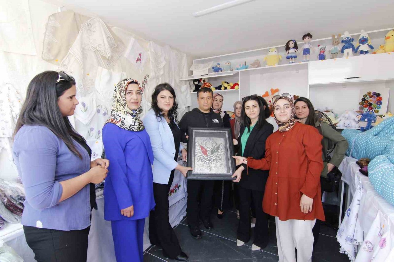 Erciş’te yıl sonu sergisi