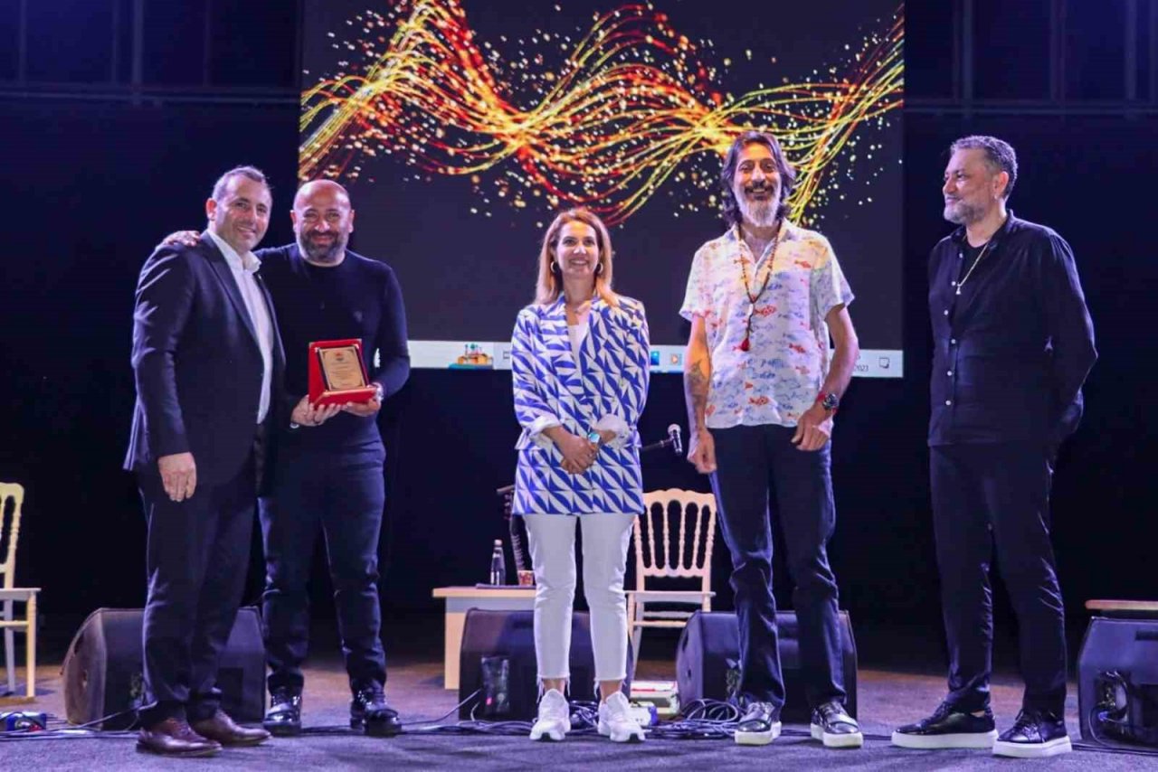 Taksim Trio Yalova’da kulakların pasını sildi