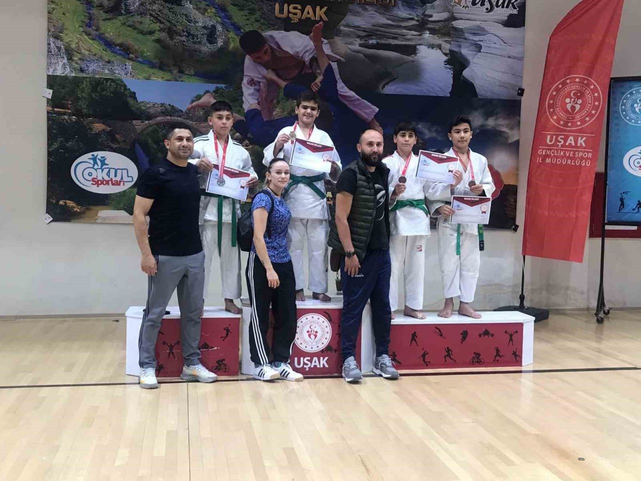 Yunusemre’den iki Türkiye şampiyonu daha