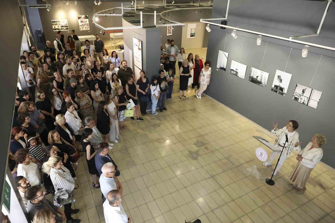 DEÜ’lü mezunların bitirme projeleri sergilendi