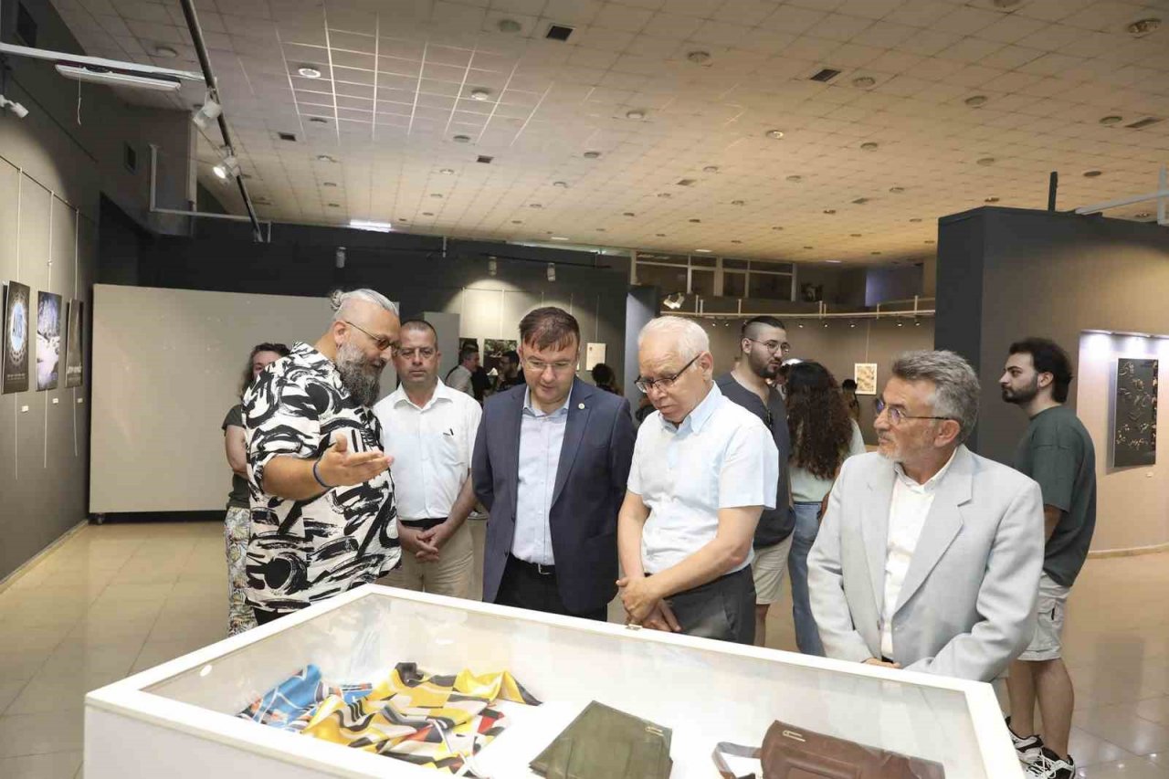 DEÜ’lü mezunların bitirme projeleri sergilendi