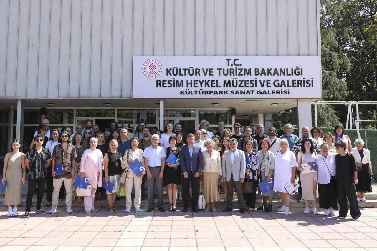 DEÜ’lü mezunların bitirme projeleri sergilendi