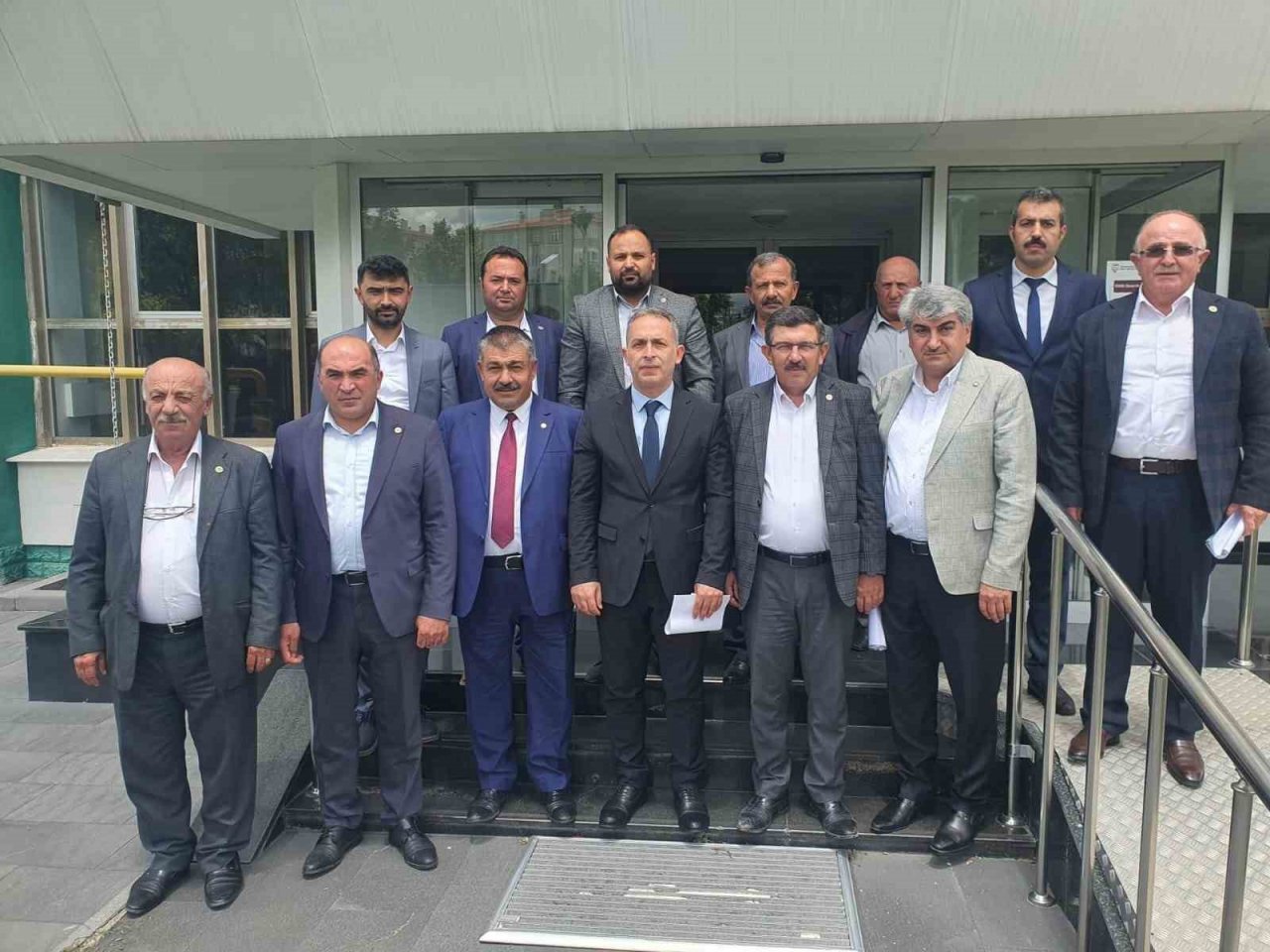 Abdulkadir Güneş: “Üreticileri sarı pas hastalığı için kimyasal mücadeleye davet ediyoruz”