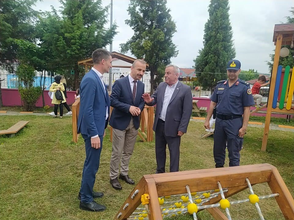 Perşembe Anaokulu mezunlarını verdi, okulun dönüşümü tamamlandı