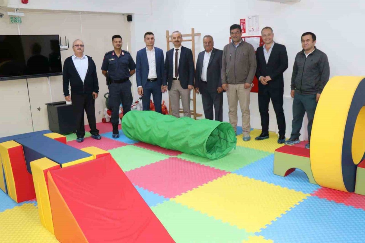 Perşembe Anaokulu mezunlarını verdi, okulun dönüşümü tamamlandı