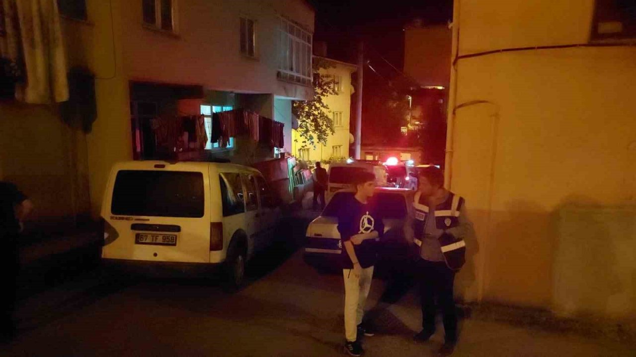 Önce husumetlilerine saldırdı sonra polise direndi