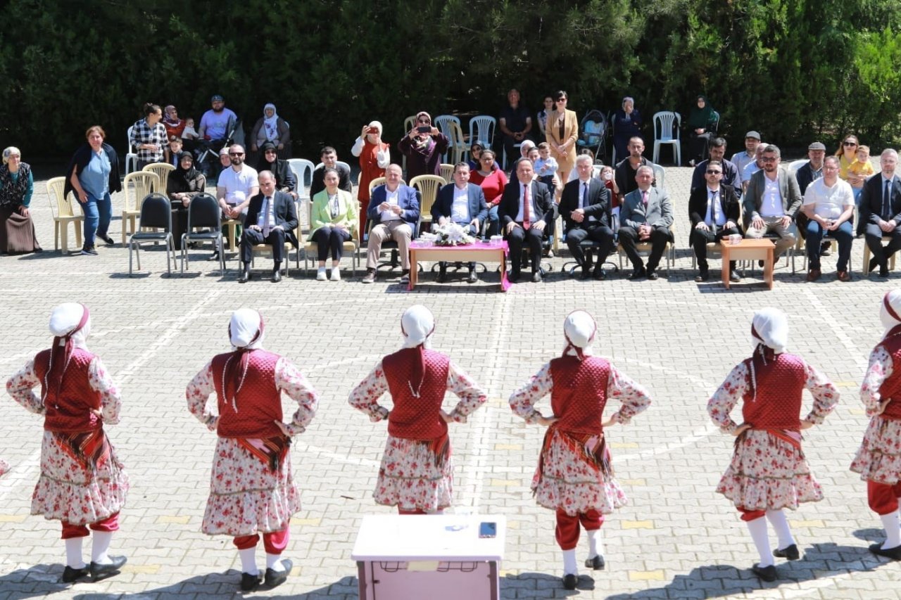 Başkan Tavlı: “Öğrencilerimiz için her fırsatı sunmaya hazırız”