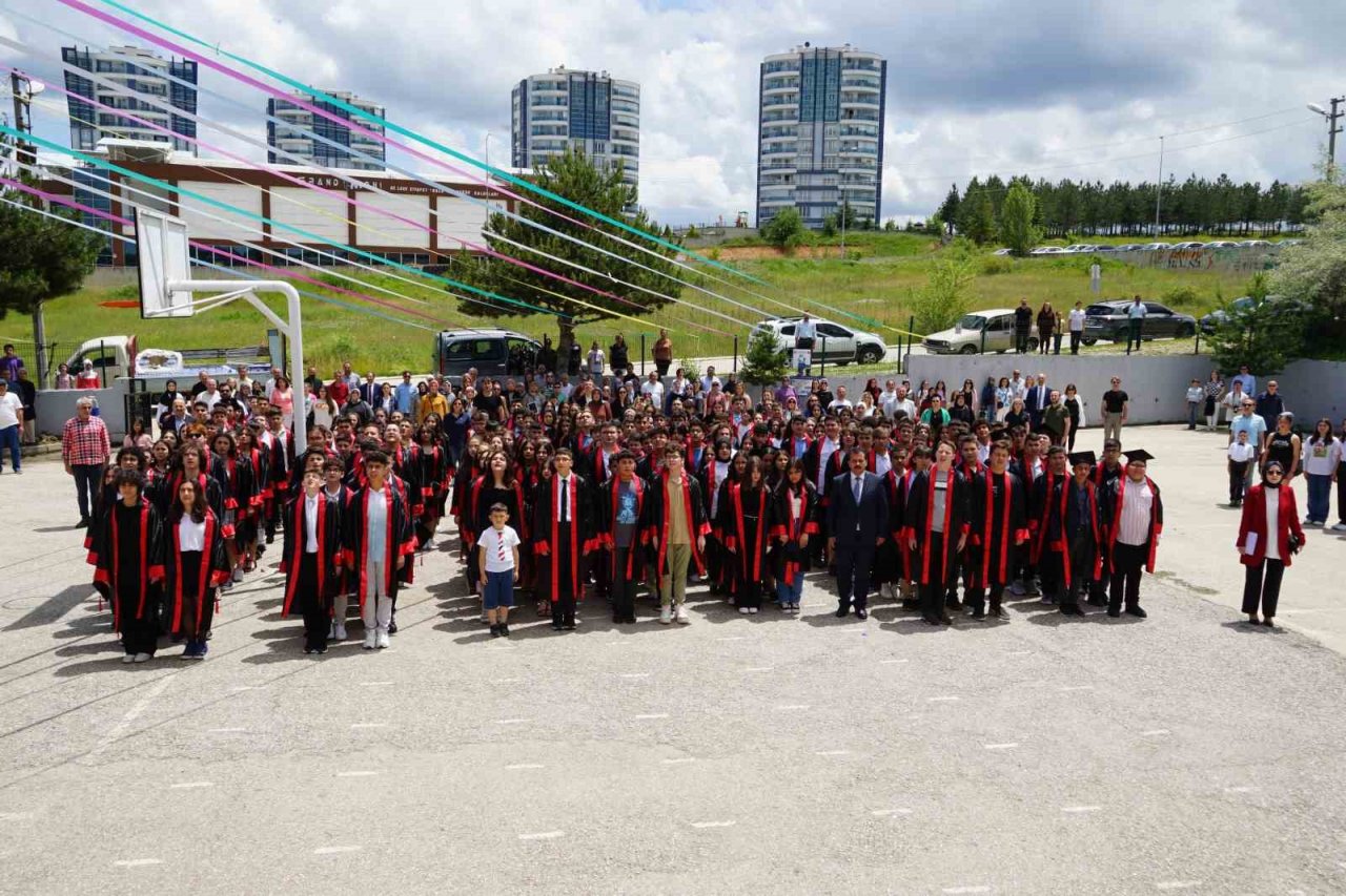 Kastamonu’da 58 bin öğrenci karnesini aldı