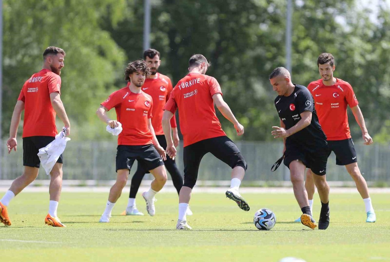 A Milli Takım, Letonya maçının hazırlıklarını tamamladı