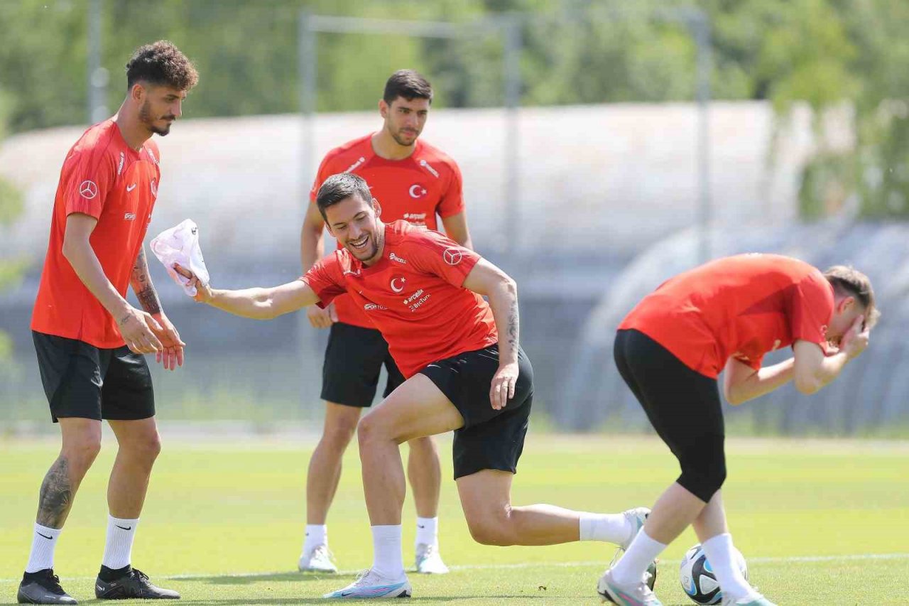 A Milli Takım, Letonya maçının hazırlıklarını tamamladı