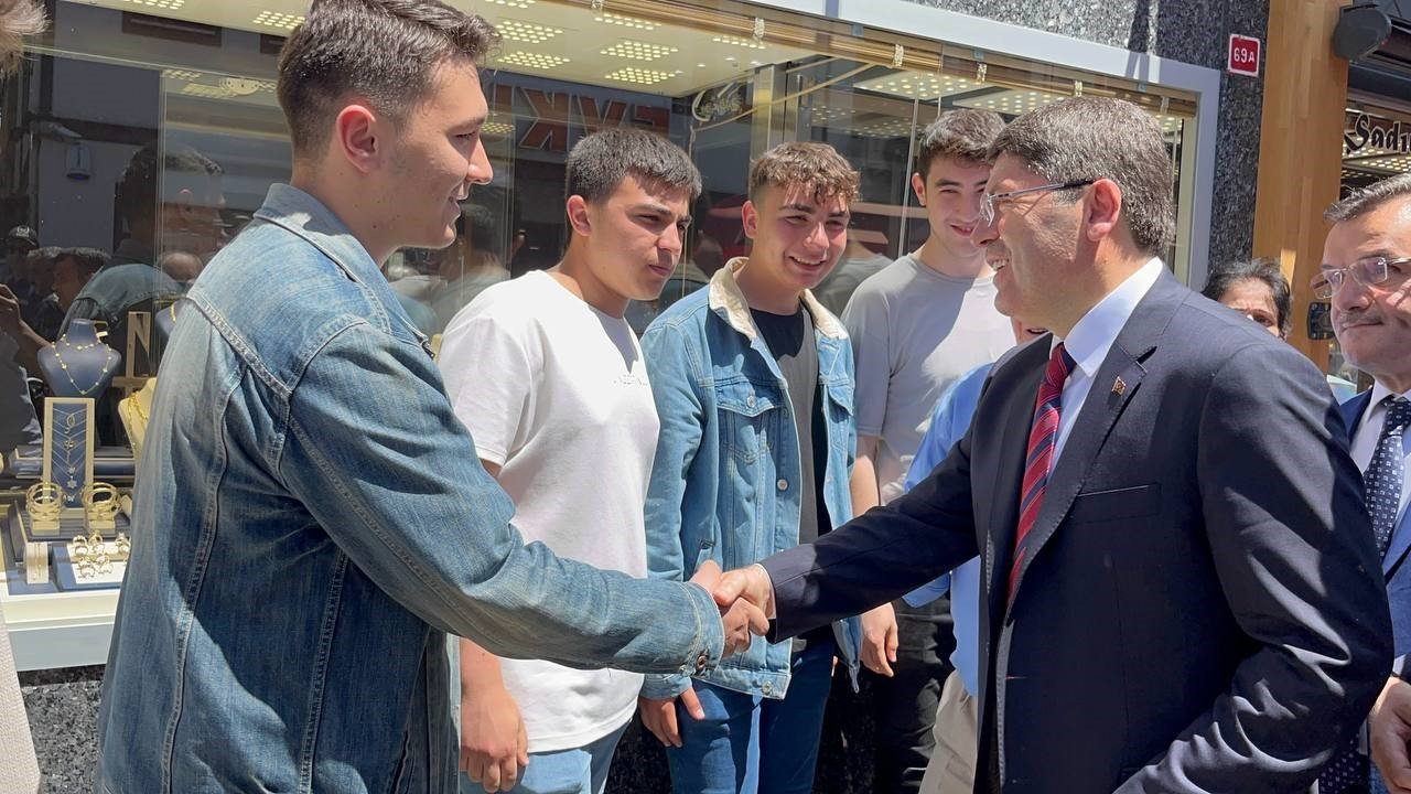 Bakan Tunç, “Parlamenter sistemin yol açtığı krizlerle çok zaman kaybettik”