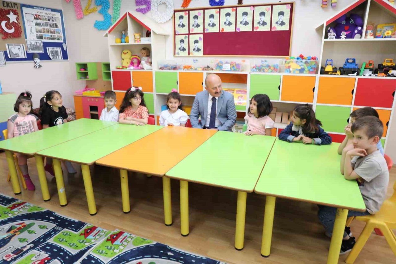 Ağrı’da 154 bin öğrenci karne aldı