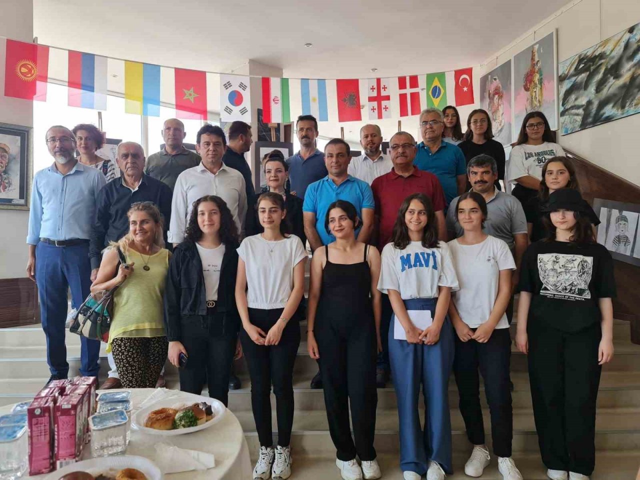 İlk üniversite harçlıklarını sanattan kazanacaklar