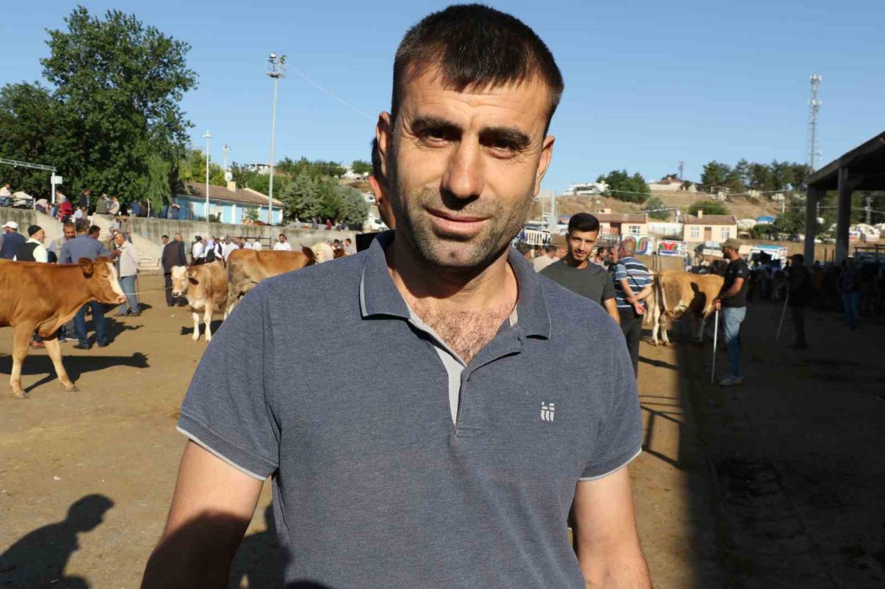 Hayvan pazarında hareketlilik başladı