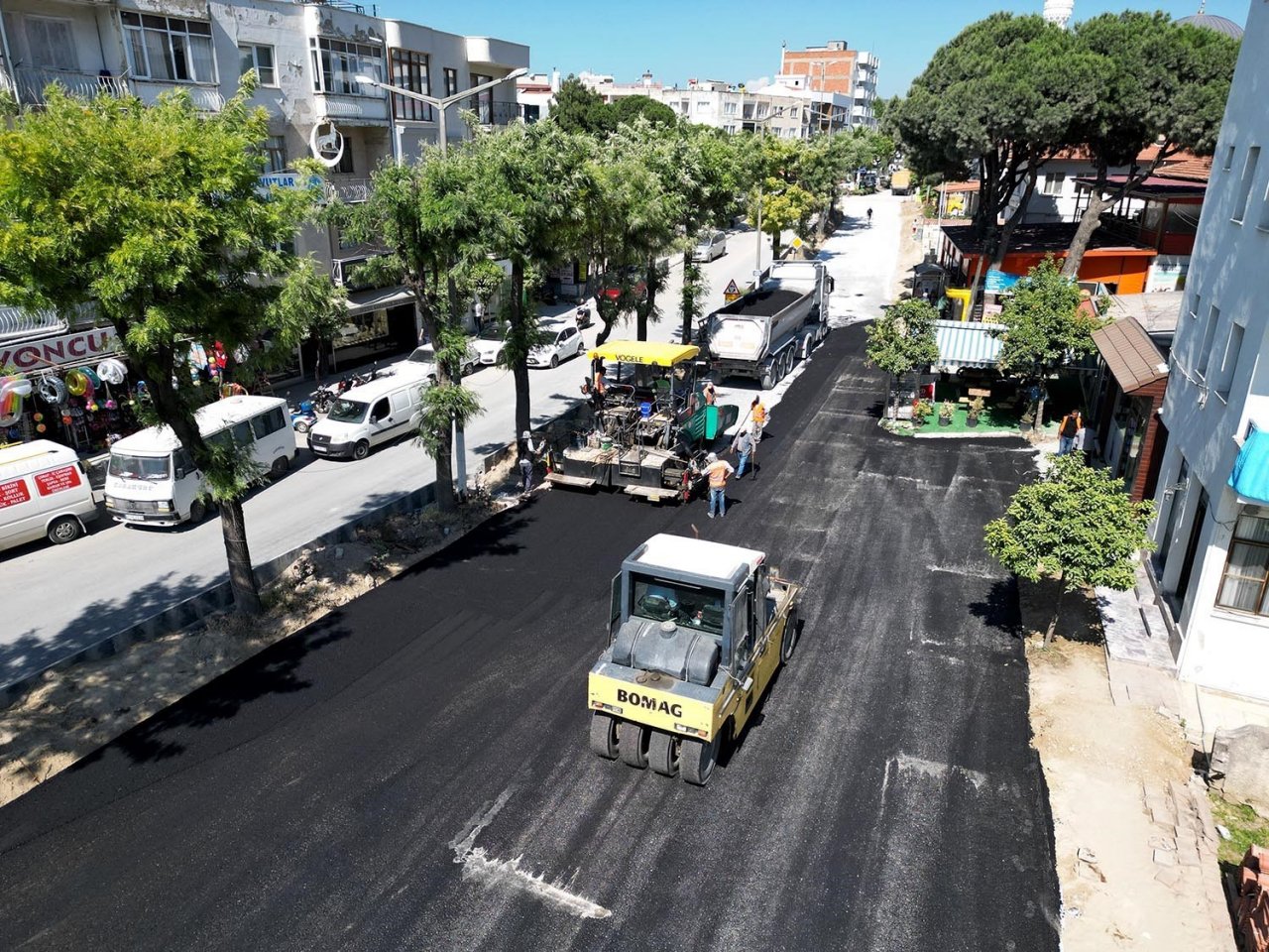 Davutlar Mahallesi’ne 40 milyonluk yatırımla sorunlar çözülüyor