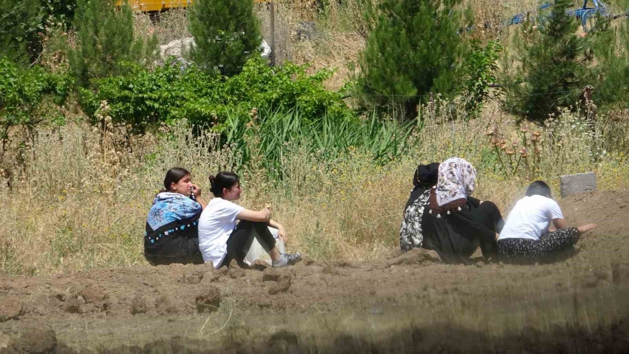 Diyarbakır’da katliam gibi arazi kavgasında cenazeler toprağa verildi