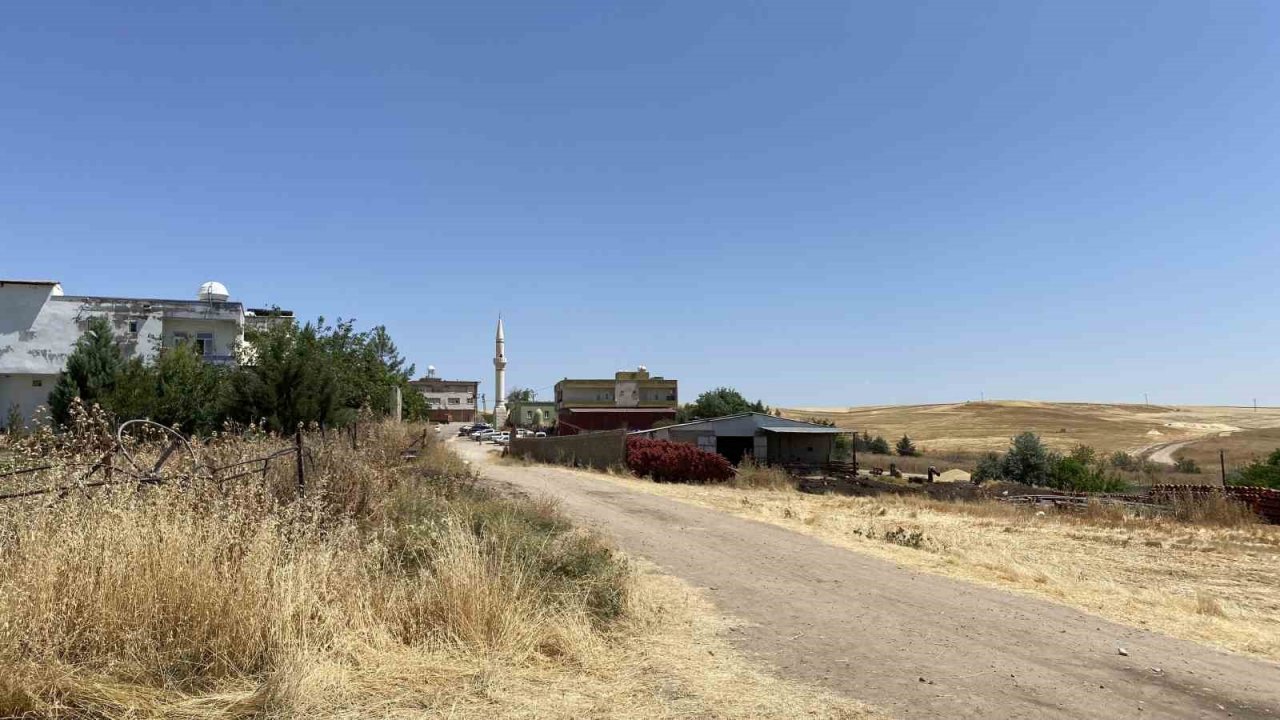 Diyarbakır’da katliam gibi arazi kavgasında cenazeler toprağa verildi