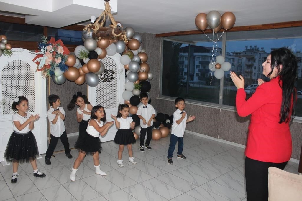 Ceyhan Fen Lisesi’ndeki anasınıfı ilk mezunlarını verdi