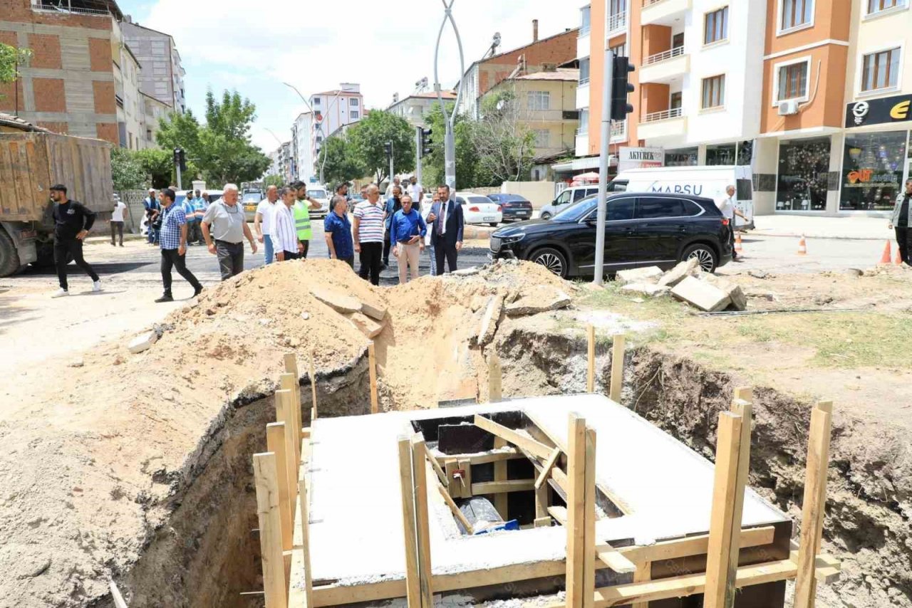 Başkan Şerifoğulları, “Şehrimizi en güzel şekilde geleceğe hazırlıyoruz”