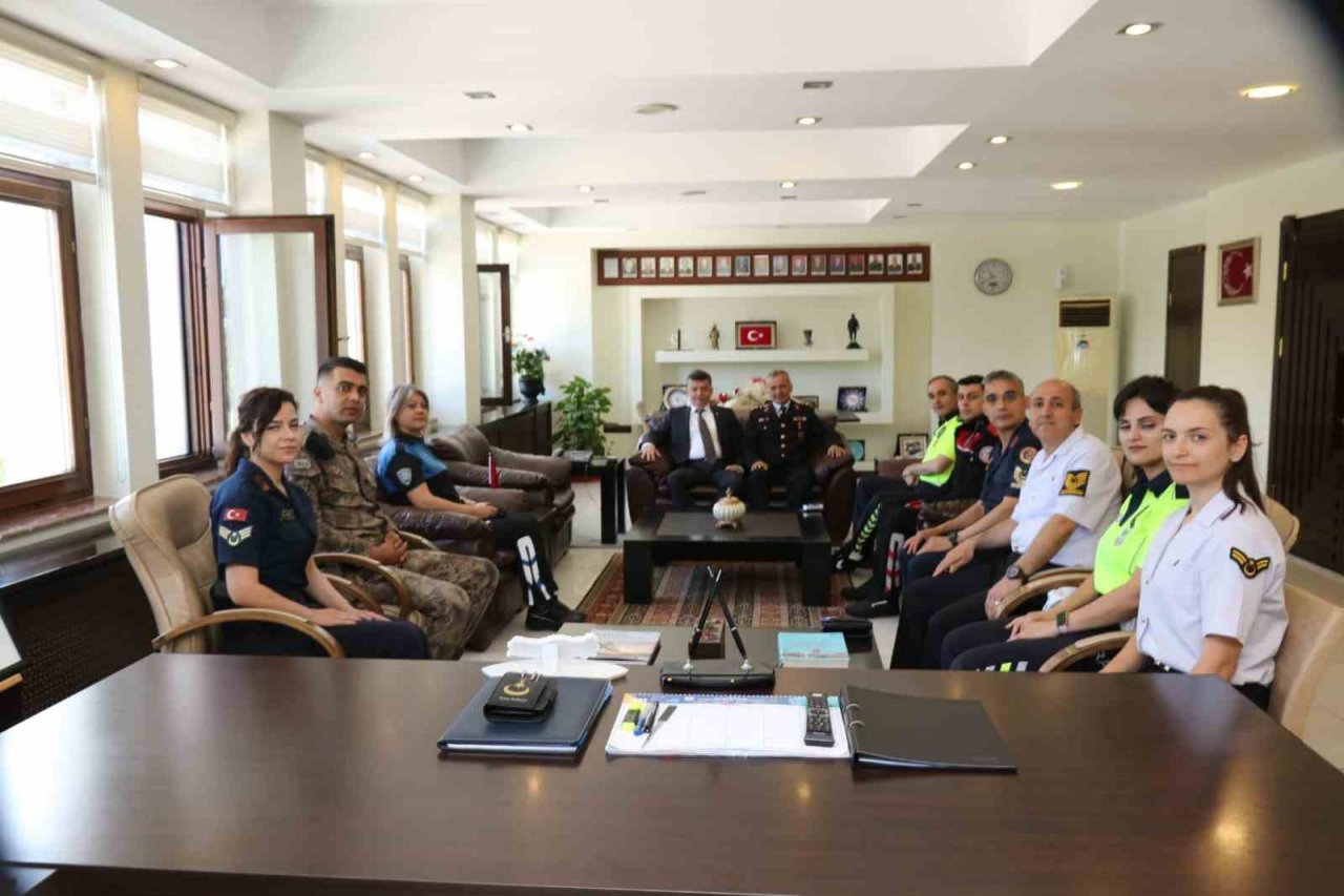 Eskişehir İl Emniyet Müdürü Yaman Ağırlar’dan Jandarma’nın 184’üncü Kuruluş Yıl Dönümü ziyareti