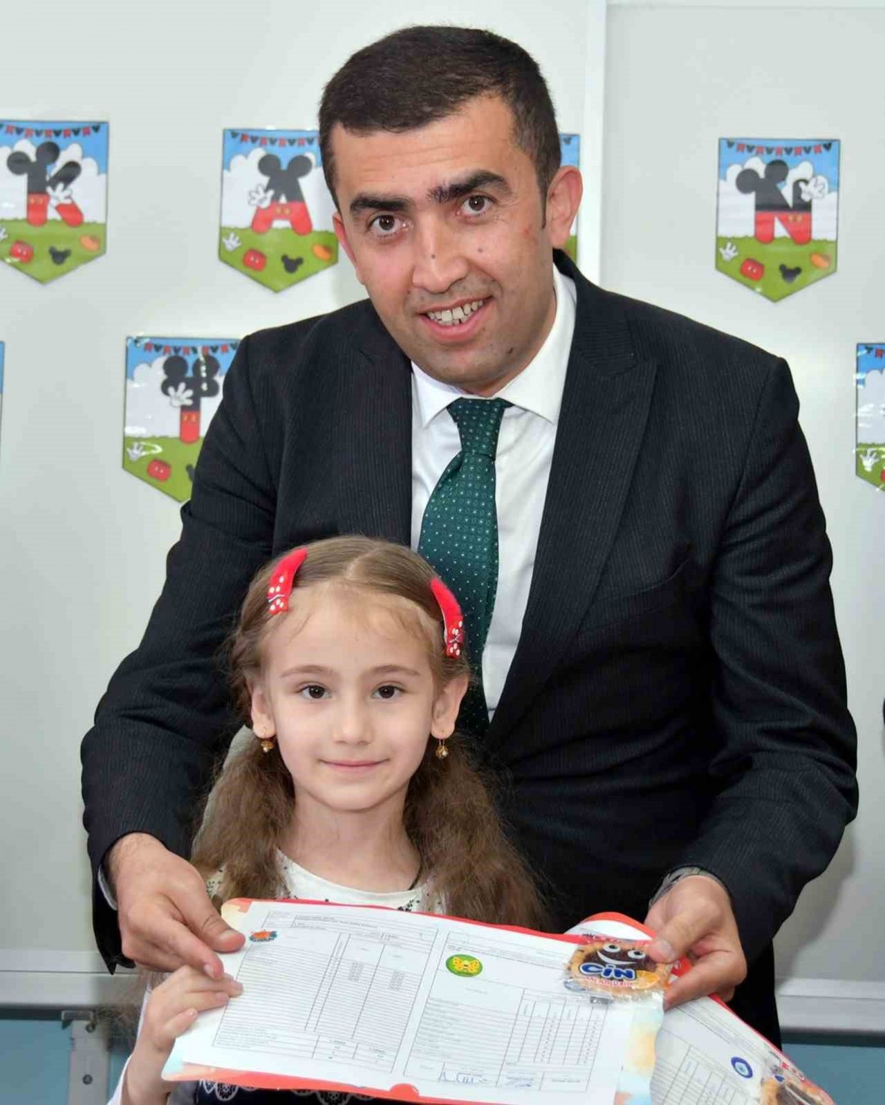 Gümüşhane’de 18 bin 883 öğrenci karne sevinci yaşadı