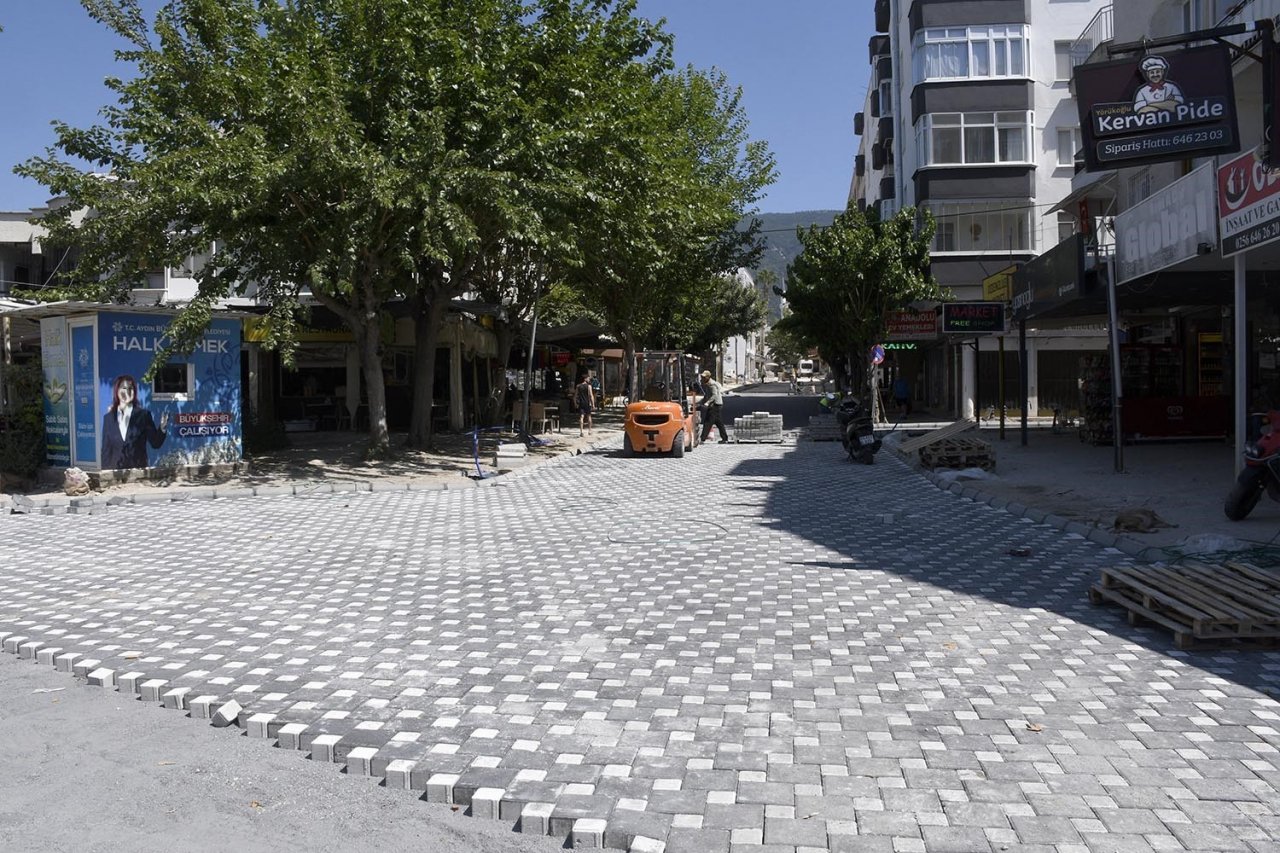 Güzelçamlı Mahallesi’nde çalışmalar sürüyor