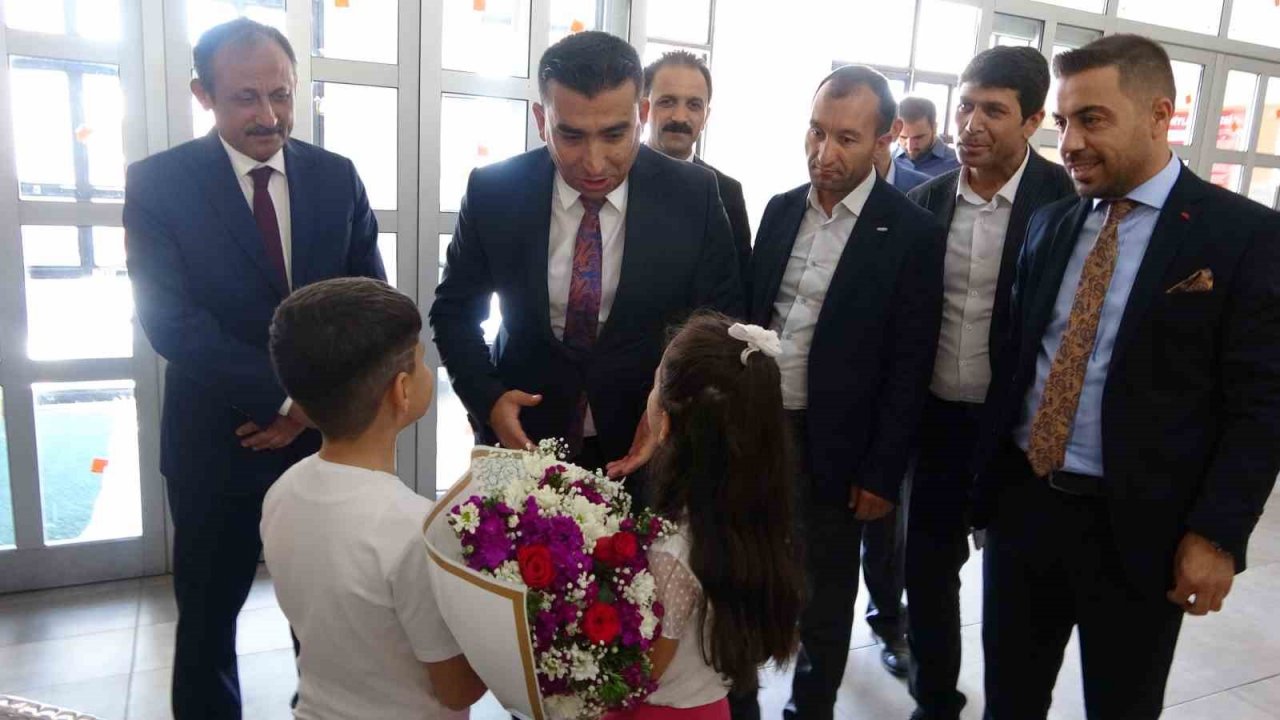 Yüksekova’da karne heyecanı