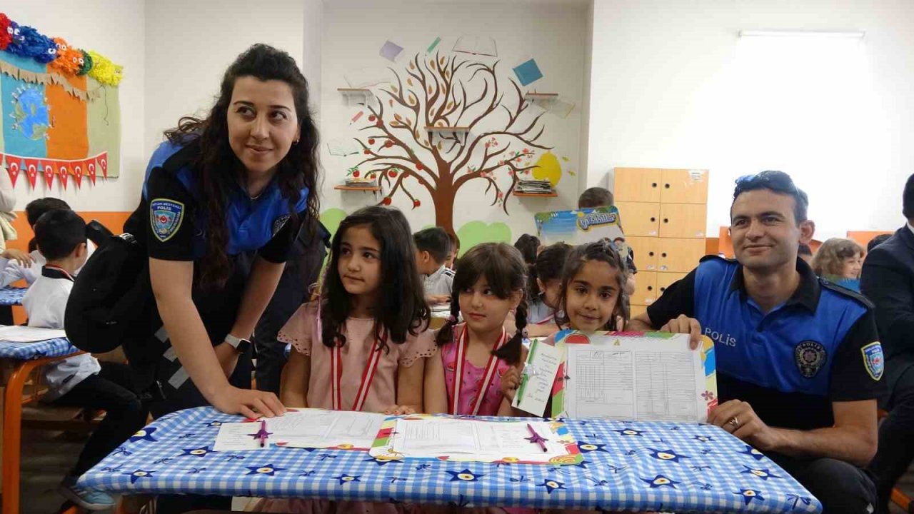 Yüksekova’da karne heyecanı