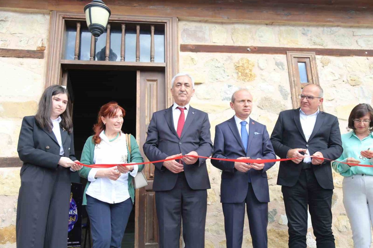 "Moni" efsanesi sanatla anlatıldı